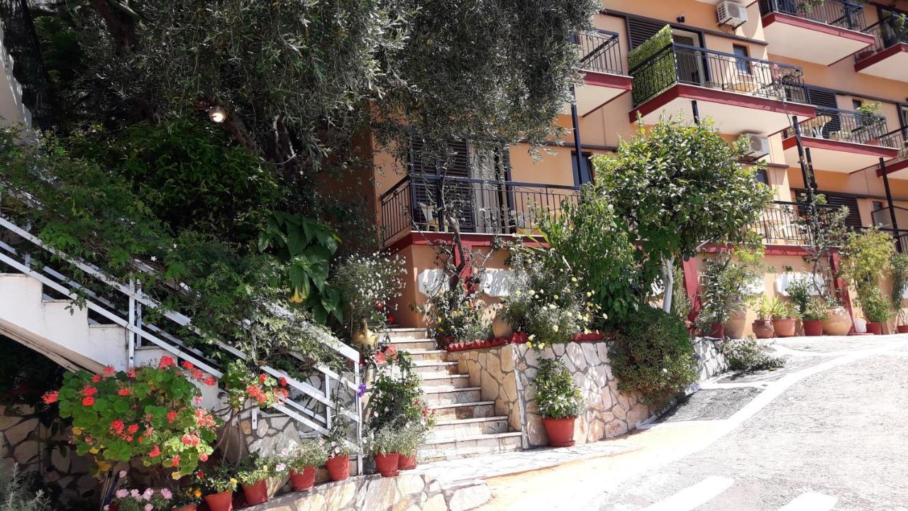 Vasiliki See View Apartments 巴尔巴蒂 外观 照片